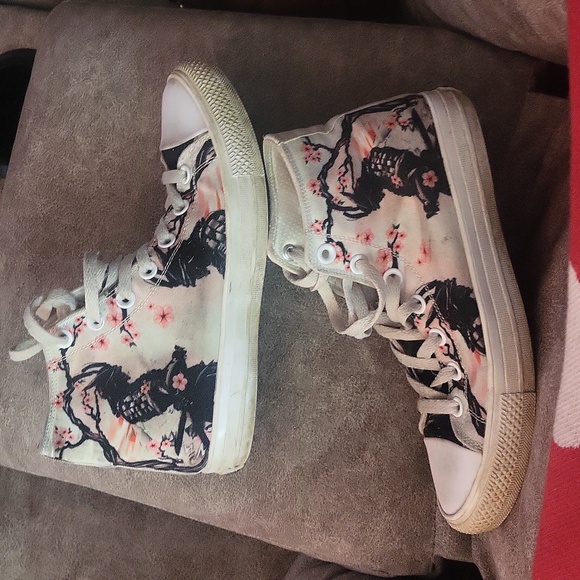 RAAD used Samourai and Pink Flowers white High top - Picture 4 of 5